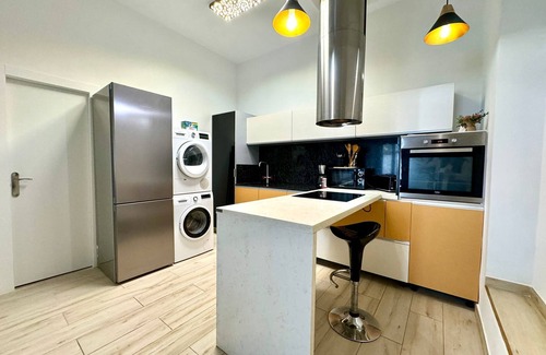 Raval Roig Appartement | Mediterranean charm in Alicante