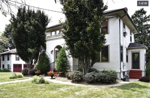 Groton Maison | Mediterranean style home near Mystic