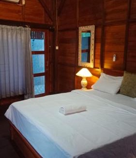Wisma Kerta Cabine | Medukuh Point Hill