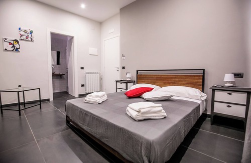 Vomero Maison | MEDUSA CILEA GUEST HOUSE