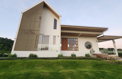 Nong Sarai Villa | Meefan private pool villa