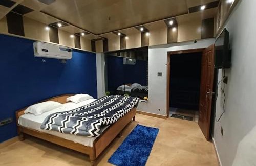 Kaudayala Maison | Meenakshi guest house