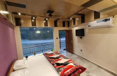 Kaudayala Maison | Meenakshi guest house