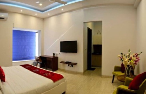 DLF City Appartement | Meera Suites @ DLF 2 - Suite 3