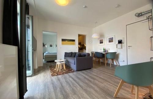 Wismar Appartement | Meerblick, Balkon und private Sauna im historischen Getreidespeicher