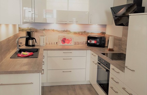 Altefaehr Appartement | MeerZeit-modern vacation apartment with a view of the sea and Stralsund