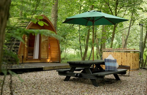 Aldborough Cabine | Pod-Prestige-Salle de bain et douche-Vue sur le bois