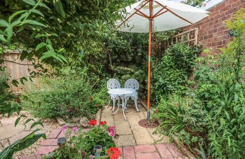 Drayton Maison | MEGS COTTAGE, animaux acceptés, avec un jardin à Norwich, Réf 21440