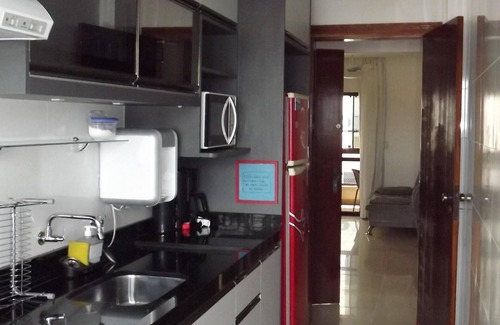 Castelo Branco Appartement | Meia Praia-Itapema / SC (Télévision par câble + Wifi + Air codé + Cheminée écologique)