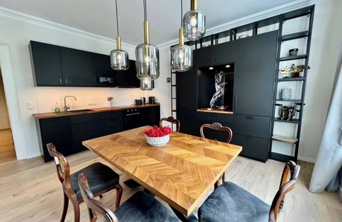 Celle Appartement | MEL&BENS Castle Suite | Old Town | Parking Option