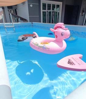 Rembia Maison | Melaka Homestay with pool 4BR Semi-D,BBQ,KTV,Billiard 15pax DeStarryVilla