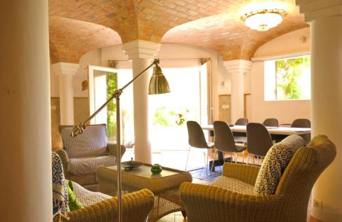 El Valle Maison | Melegis 1-Bed Cottage Sleeps 2 Pool & Garden