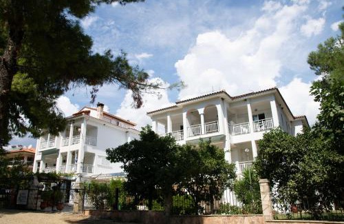 Psakoudia Hôtel | Melissa Gold Coast