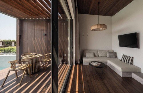 Preveza Hôtel | Mellow Pool Suite with Sea View by Meraviglia Slow Living Meraviglia Slow Living