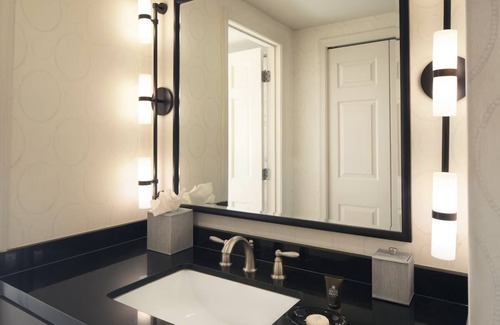 West End Hôtel | Melrose Georgetown Hotel, Deluxe Double Room, Classic Elegance