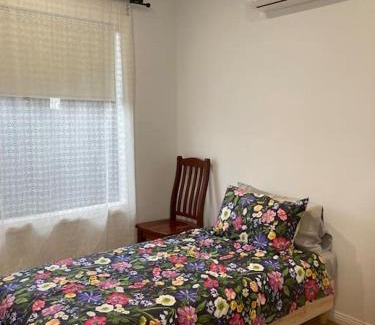 Melton South Appartement | Melton Cozy Home