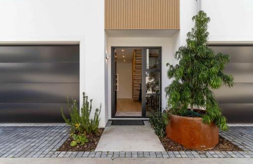 Tauranga Maison | Memorial View - Tauranga Holiday Home