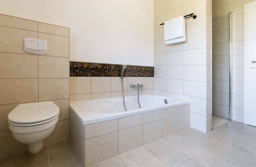 Bischofsheim an der Rhon Hôtel | Memory 03 - Holiday apartment (approx. 52 m²) with balcony on the 1st floor for max. 4 persons
