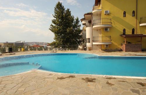 Budjaka Appartement | Menada Green Hills Apartments