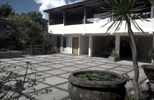 Semarapura Maison | Menginap di rumah tenun Astiti