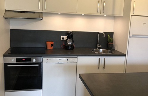 Menthon-Saint-Bernard Appartement | MENTHON ST BERNARD, type 3, Résidence avec piscine,6 PERS