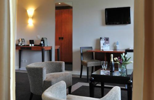 Maurepas Hôtel | Mercure Maurepas Saint Quentin