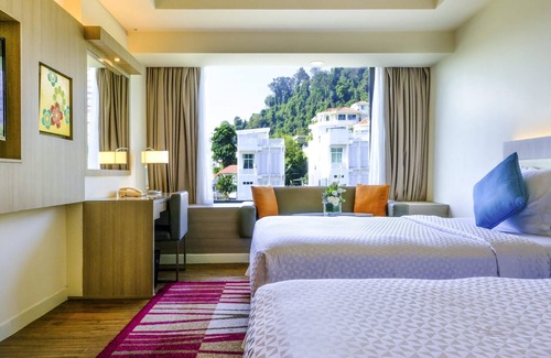 Tanjung Bungah Hôtel | Mercure Penang Beach