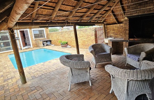 Belville Appartement | Mercy's Getaway Place'. Luxury Accommodation.