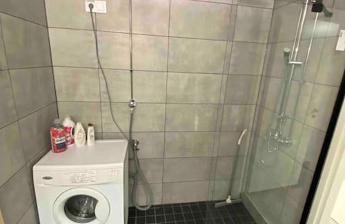 Itainen District Appartement | Meren läheisyydessä iso yksiö