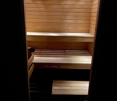Itainen District Appartement | Meren läheisyydessä iso yksiö