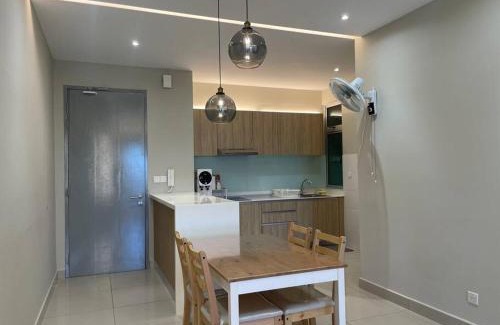 Masai Appartement | Meridin Bayvue - 3BR - 6 Pax - Near MMHE