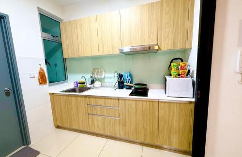 Masai Appartement | Meridin Bayvue Sea View Homestay by JP