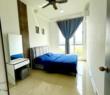 Masai Appartement | Meridin Bayvue Sea View Homestay by JP