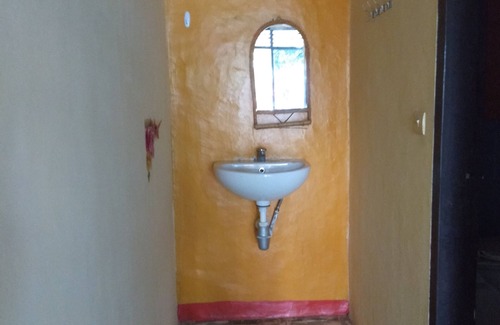 Ambarita Maison | Merlyn Guest House