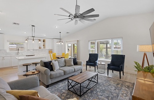 Villages At Queen Creek Maison | Mermaid Cove AZ - 4BD/2BTH House