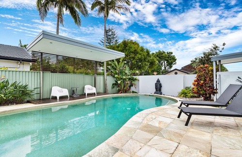 Mermaid Waters Maison | Mermaid Waters Waterfront Hideaway