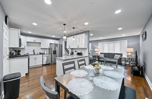 Merrillville Maison | Merrillville FHS Rental