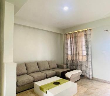 Meru Appartement | Meru modern living bnb 1bdr and 2bdr
