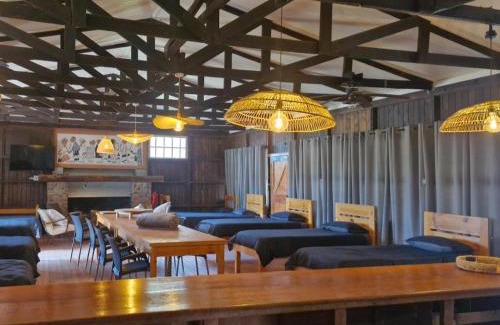 Boesmanspad Appartement | Merwespont Guesthouses#DieHouthuis#Die Wyntenke#A Snoozer's Cottage#