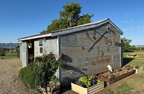 Cortez Cabine | Mesa Verde Cabin II - Sweeping Views of Mesa Verde only 10 miles out!