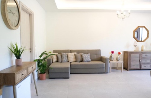 Lakkoi Maison | Meskla house