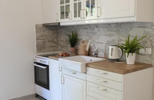 Lakkoi Maison | Meskla house