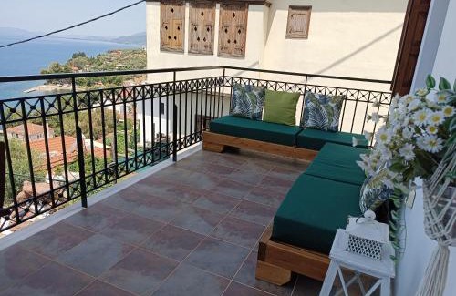 Afissos Maison | MESONISI maisonette