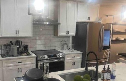Fairlawn Maison | Message me for additional Discount |FREE Parking
