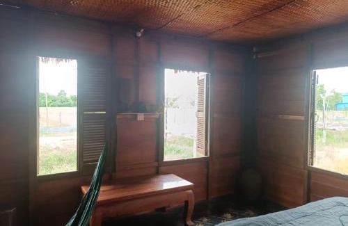 Puok Maison | Meta Homestay