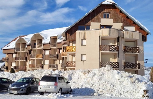 Metabief Appartement | METABIEF - QUARTIER BEAUSOLEIL - Bâtiment Front des Pistes - Appartement 4 Personnes