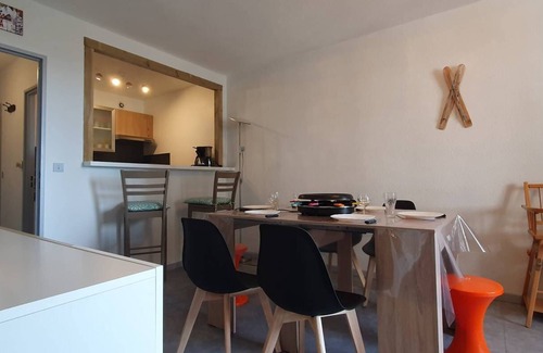 Metabief Appartement | METABIEF - Résidence LES GENEVRIERS - Bâtiment Les Gentianes - 6 Personnes