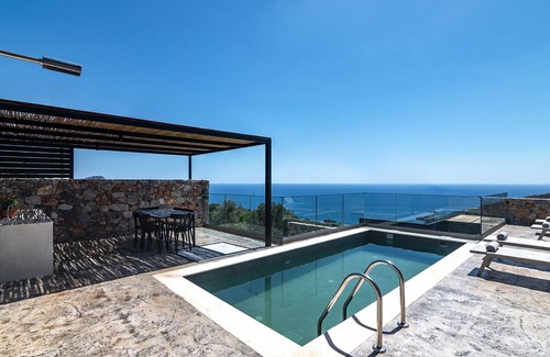 Agios Vasileios Villa | Metatulia 3 villa,sea views,pool,Souda,Plakias