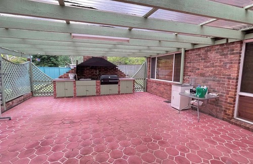 Castle Hill Maison | MetaWise Cozy Family Room2 in Shared Home Free Parking