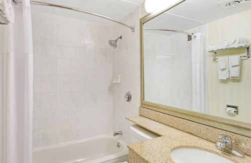 Methuen Hôtel | Days Hotel & Conference Center by Wyndham Methuen MA
